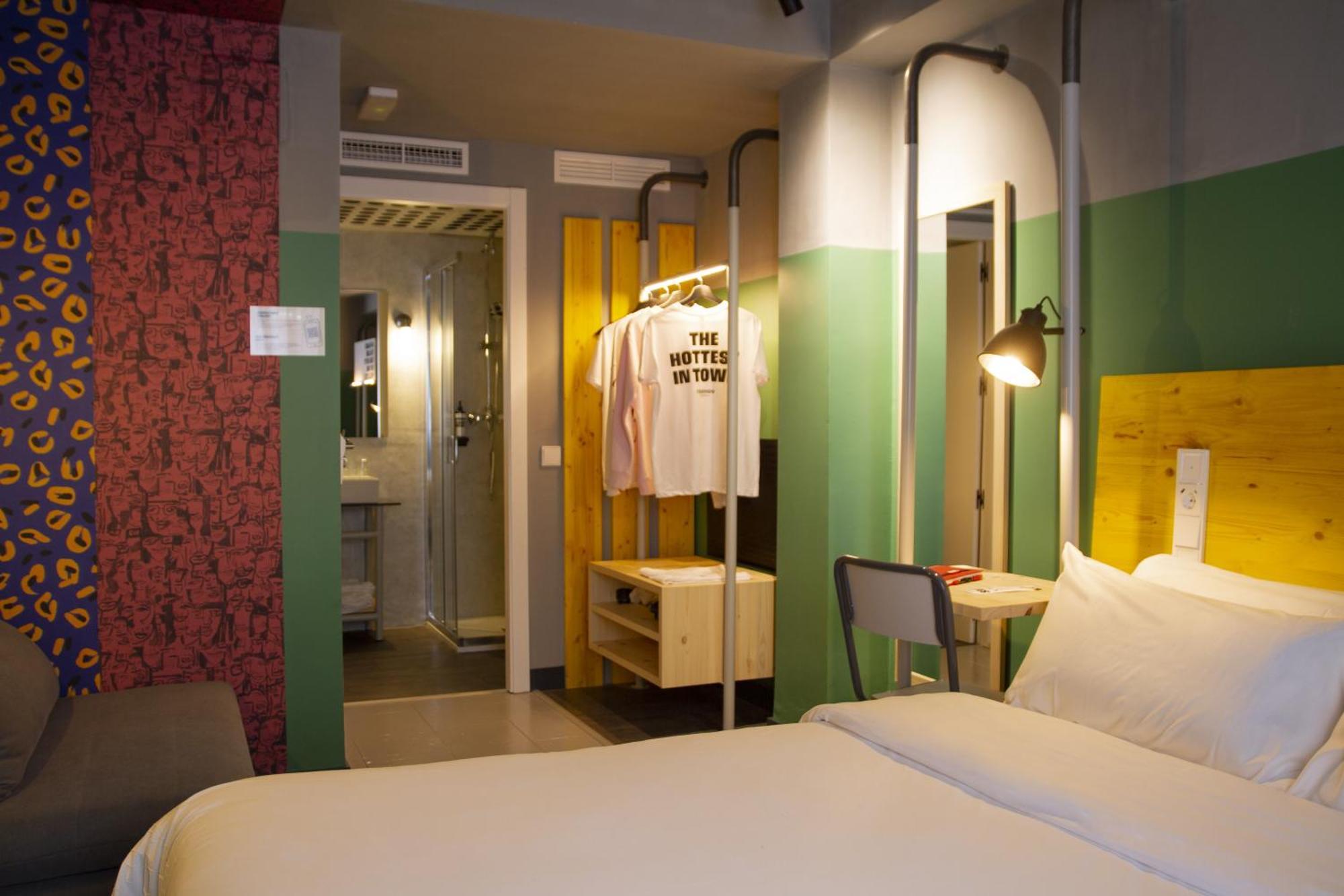 Room00 Valencia Hostel Bagian luar foto