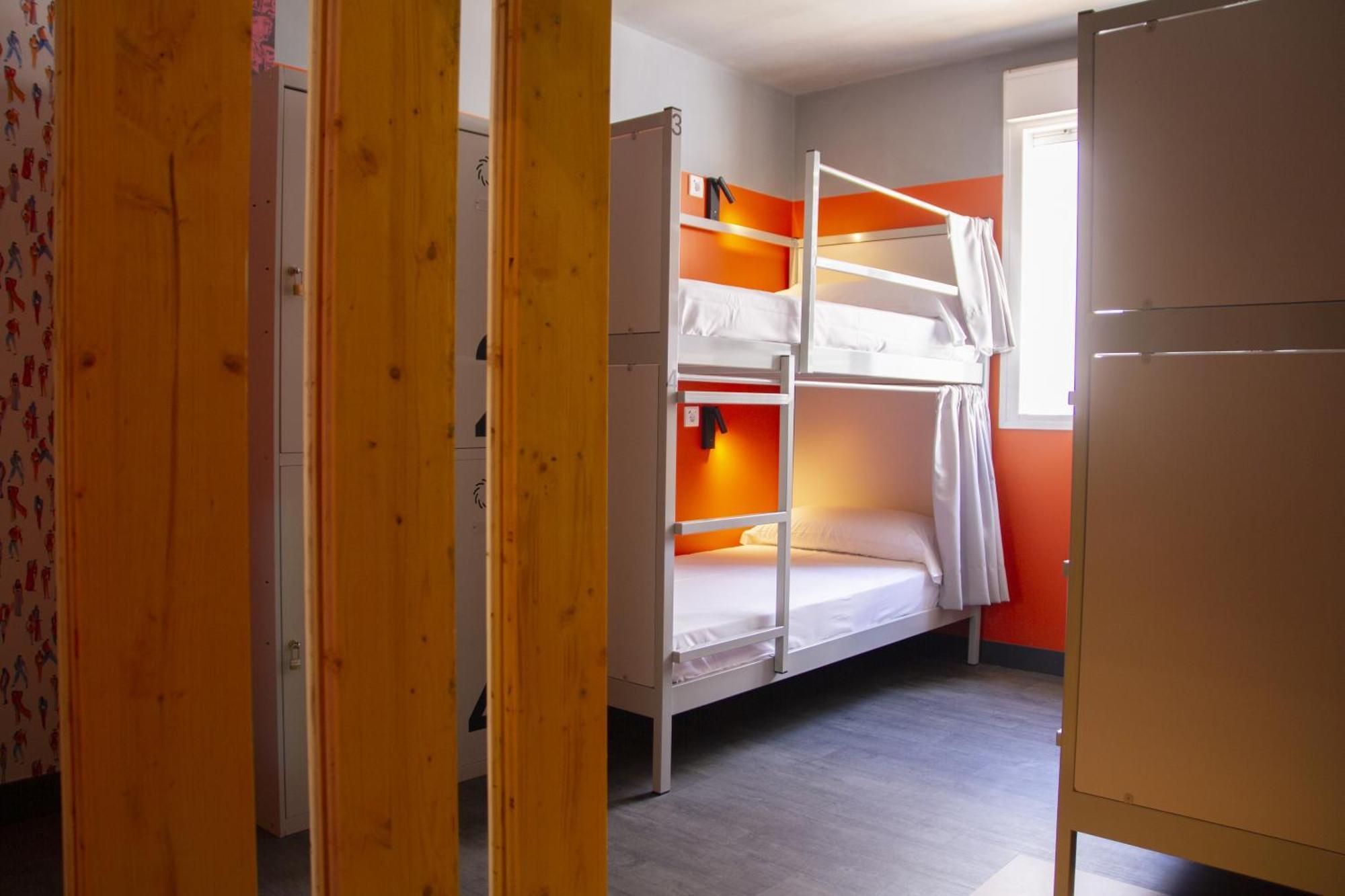 Room00 Valencia Hostel Bagian luar foto