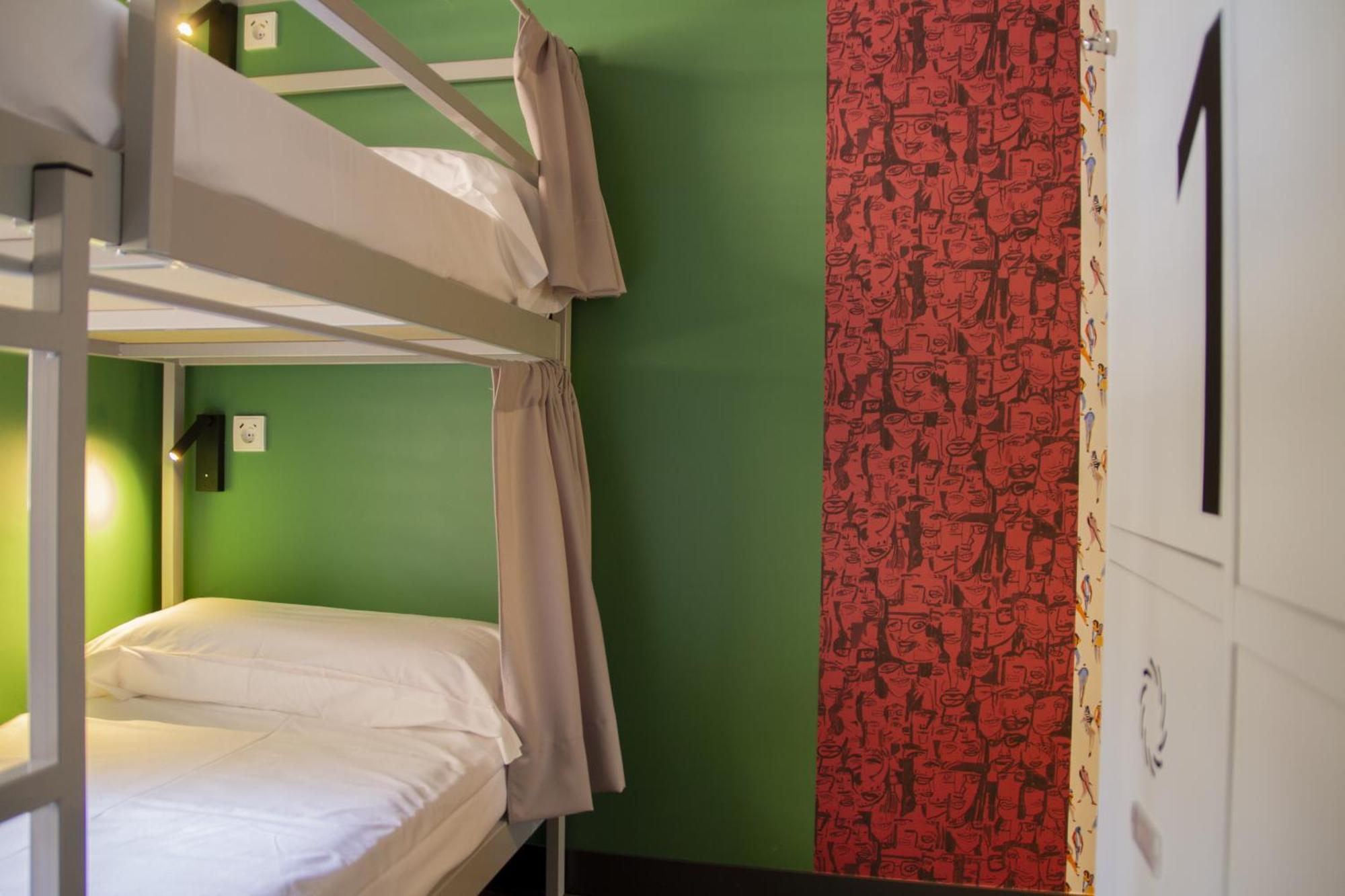 Room00 Valencia Hostel Bagian luar foto